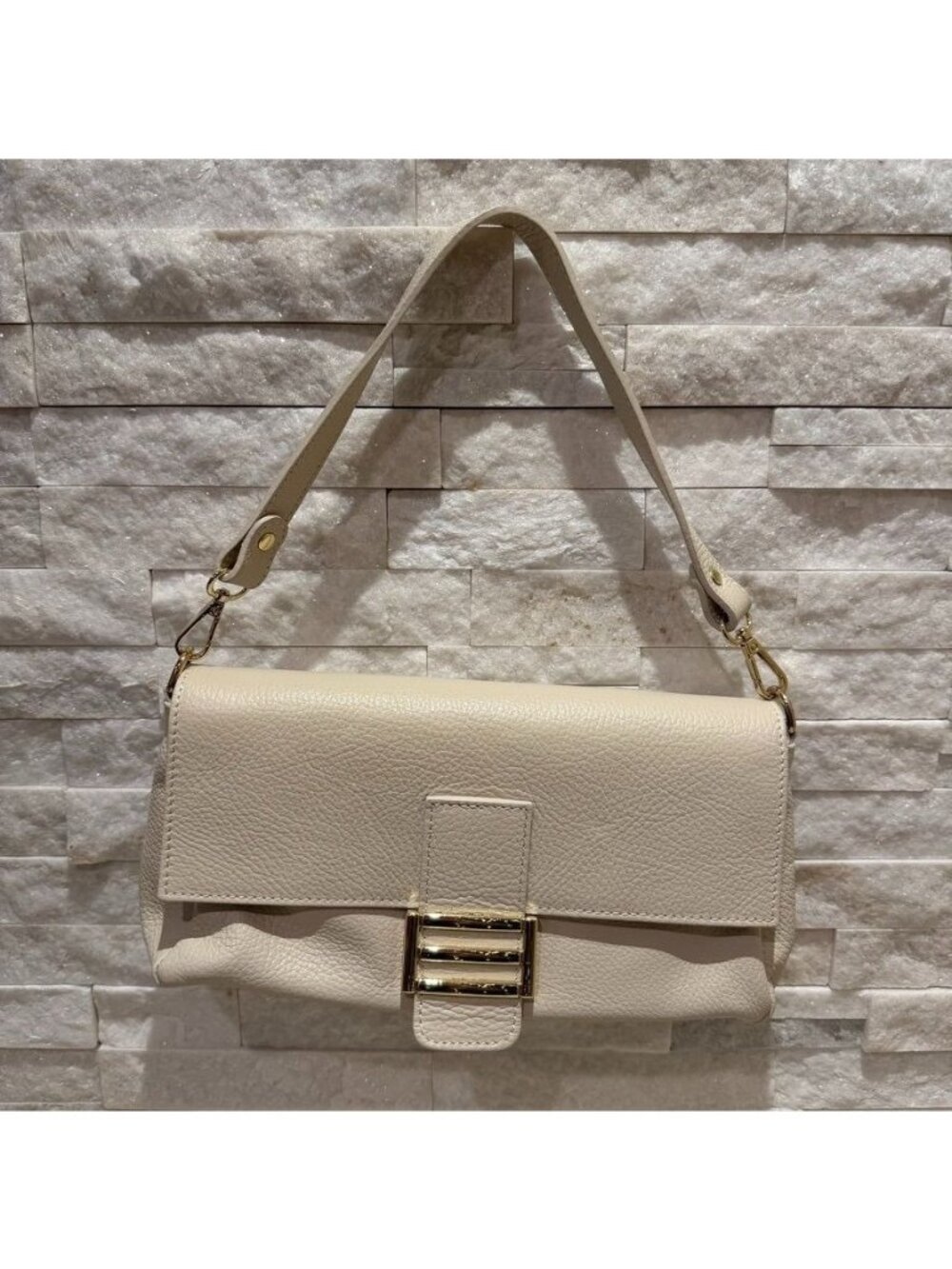 Divina Firenze Italian Soft Pebbled Leather Shoulder Bag